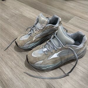 Adidas Yeezy boost 700 hospital blue